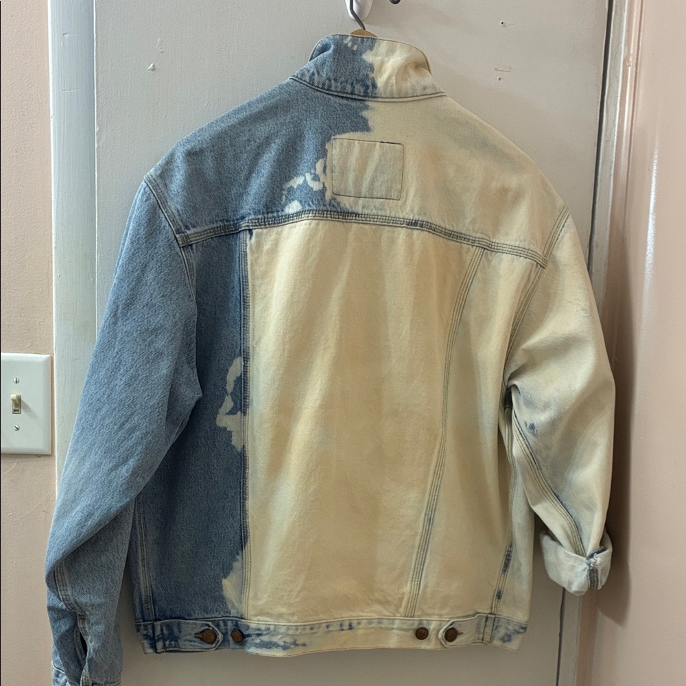 Big Star Jean Jacket - Collectors Series. Size Large. Excellent condition. - Picture 6 of 6